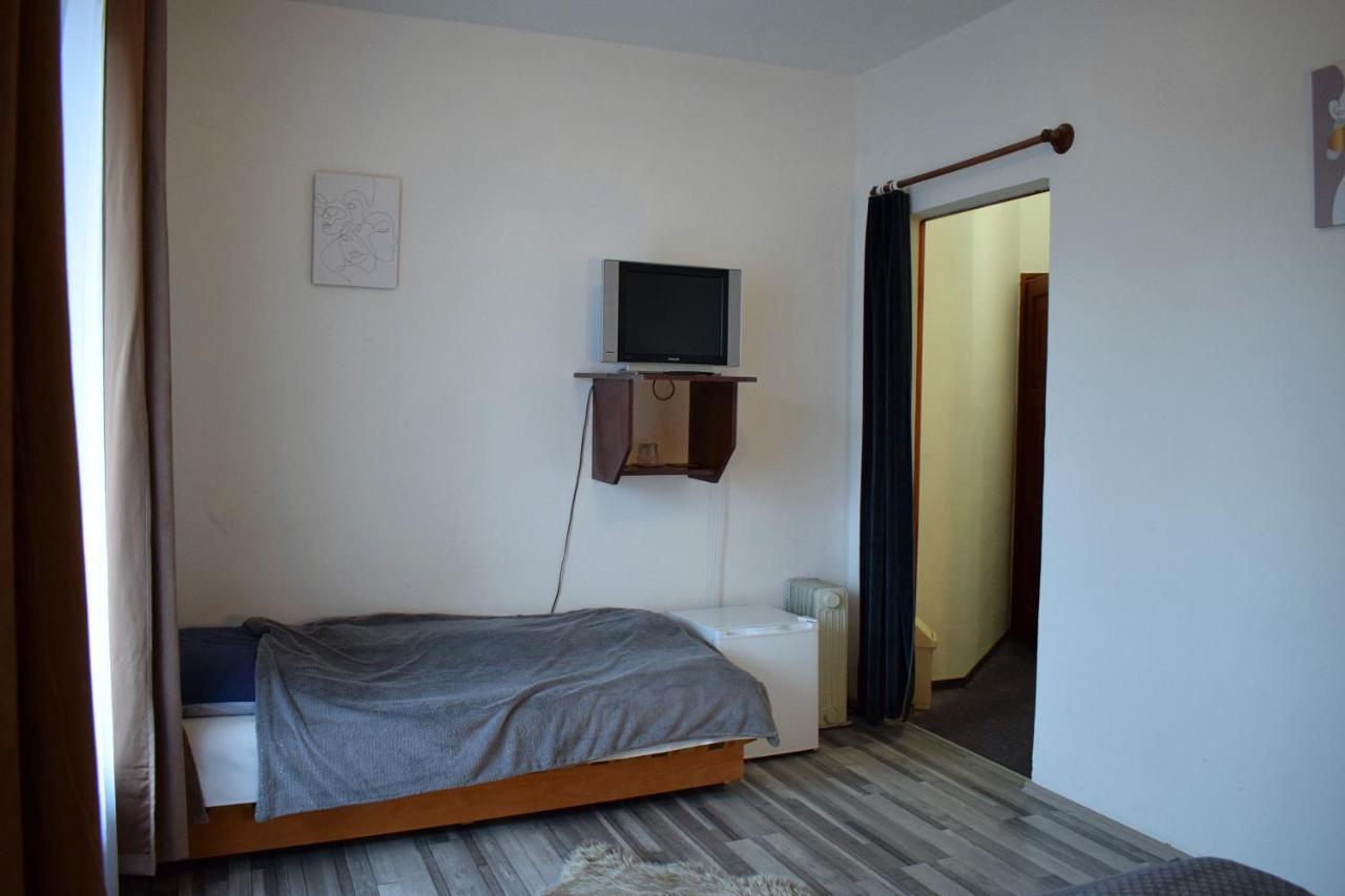 Ket Diofa Vendeghaz Hotel Felsotarkany Ngoại thất bức ảnh